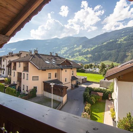 Haus Stock Apartment Zell am Ziller Exterior photo